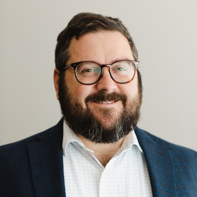 Steve West headshot